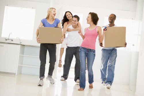 Removal van serving homes in Norwood Green