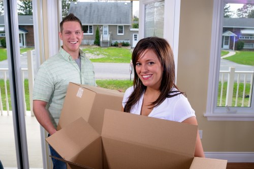 Residential and commercial man and van removals around Norwood Green