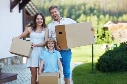 Removal truck hire service for local moves in Norwood Green