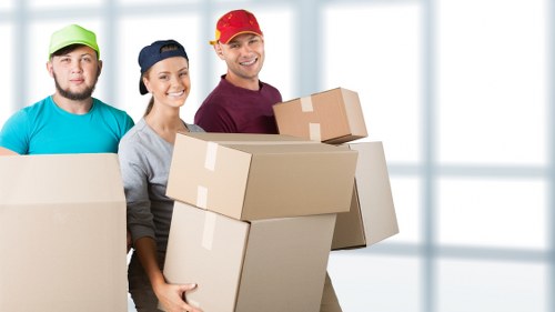 Local house removalists planning a move in Norwood Green