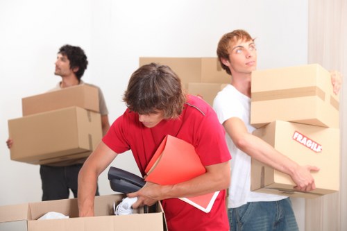 Commercial delivery and small removal support in Norwood Green