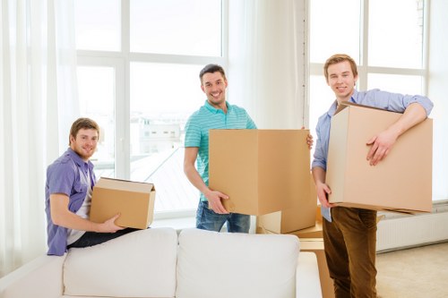 Insured and safety-focused moving service in Norwoodgreen
