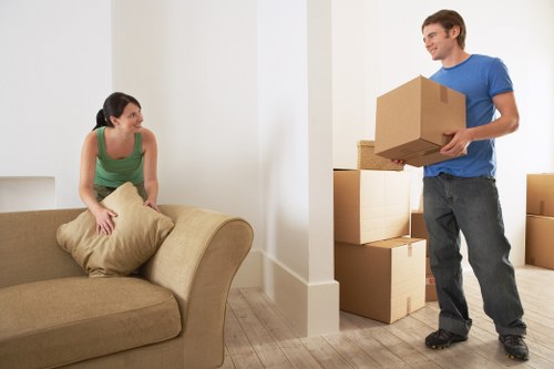 Customer using safe payment options for Man With Van Norwoodgreen
